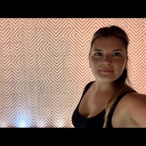 Meet your Posher, Bianca